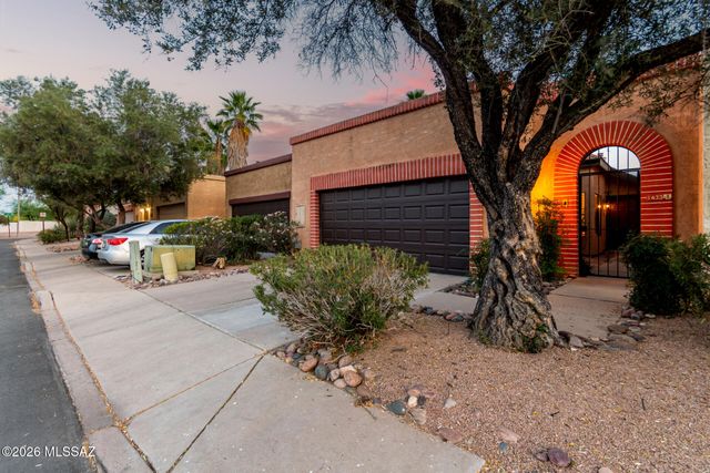 1433 W Calle Plomo, Tucson, AZ 85745