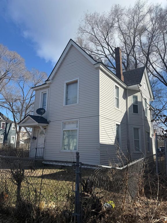 2825 15th Avenue S, Minneapolis, MN 55407 — exterior