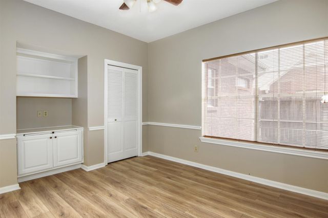 15118 Greenleaf Lane, Houston, TX 77062
