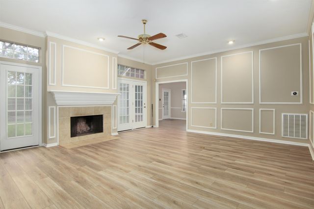 15118 Greenleaf Lane, Houston, TX 77062