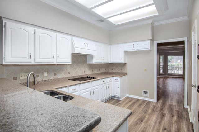 15118 Greenleaf Lane, Houston, TX 77062