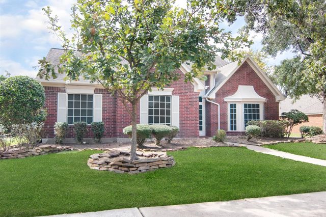15118 Greenleaf Lane, Houston, TX 77062