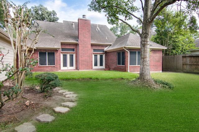 15118 Greenleaf Lane, Houston, TX 77062