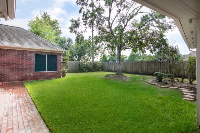 15118 Greenleaf Lane, Houston, TX 77062