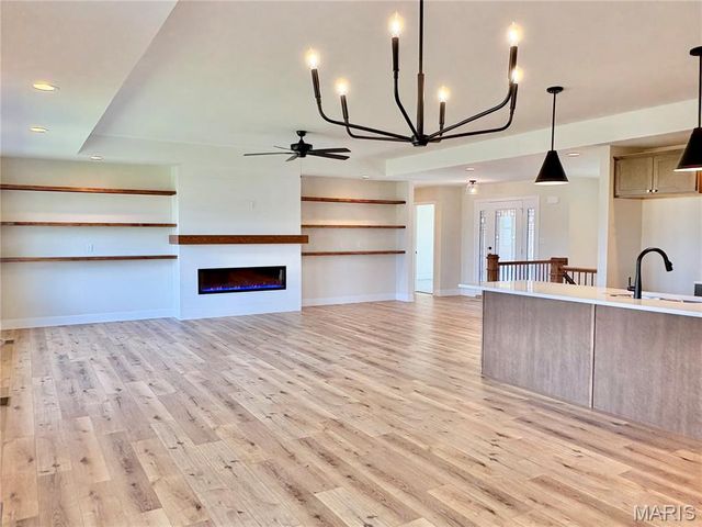 304 Rumsfeld Drive, Troy, IL 62294