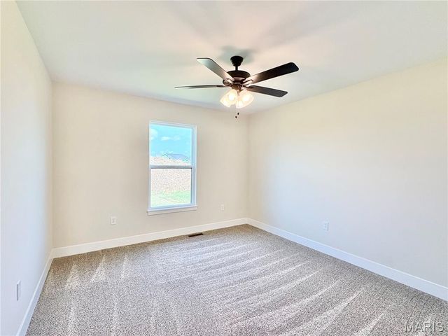 304 Rumsfeld Drive, Troy, IL 62294