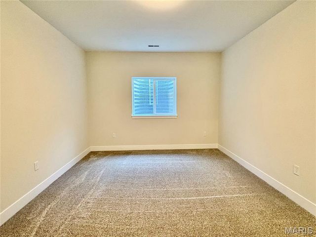 304 Rumsfeld Drive, Troy, IL 62294