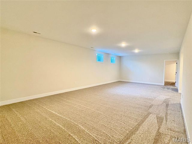 304 Rumsfeld Drive, Troy, IL 62294