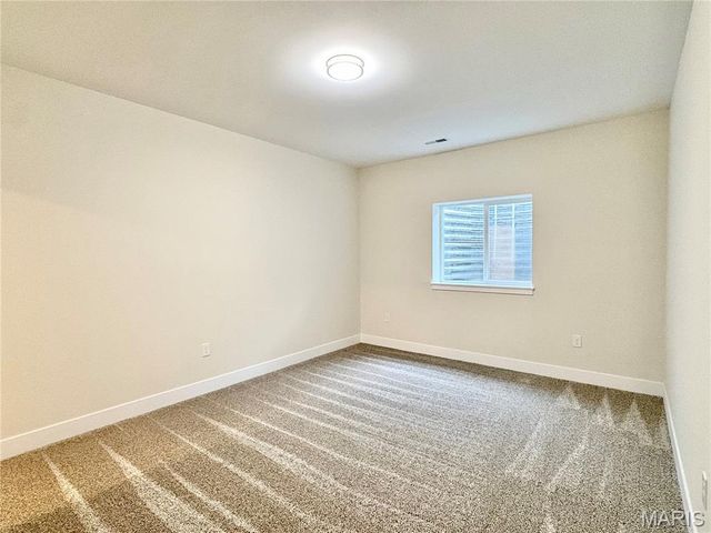 304 Rumsfeld Drive, Troy, IL 62294