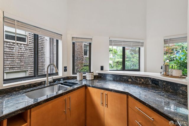 2 Fallon Place 48, San Francisco, CA 94133