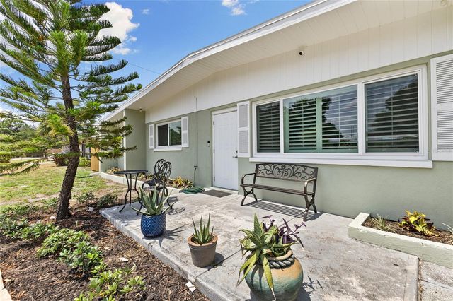 163 SUNWAY AVENUE, Sarasota, FL 34237