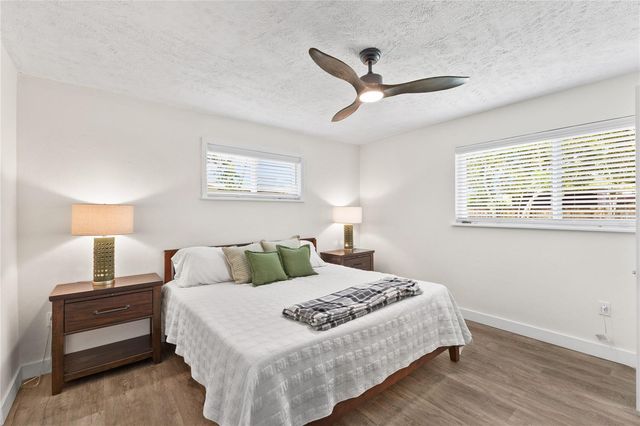 163 SUNWAY AVENUE, Sarasota, FL 34237