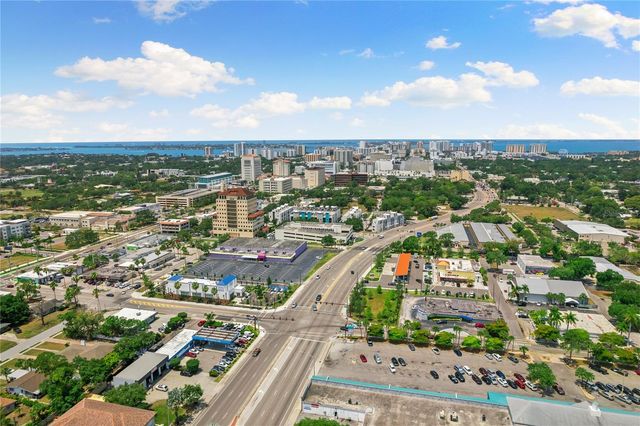 163 SUNWAY AVENUE, Sarasota, FL 34237