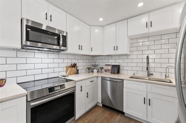 163 SUNWAY AVENUE, Sarasota, FL 34237