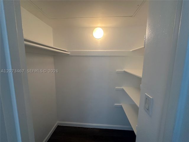 3000 S Ocean Dr 922, Hollywood, FL 33019