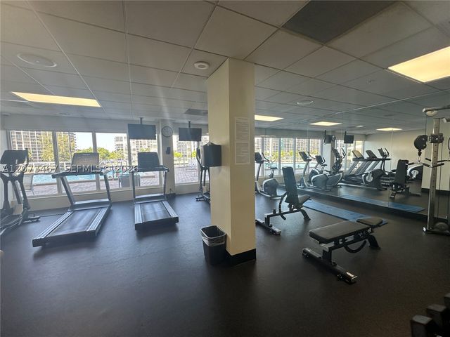3000 S Ocean Dr 922, Hollywood, FL 33019