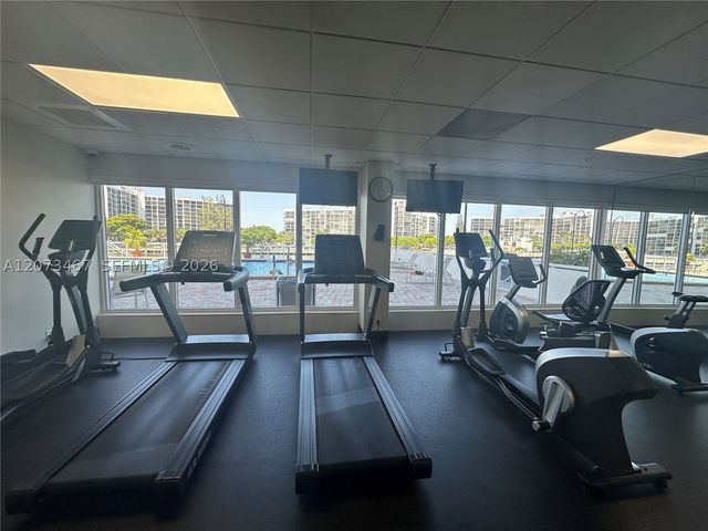 3000 S Ocean Dr 922, Hollywood, FL 33019