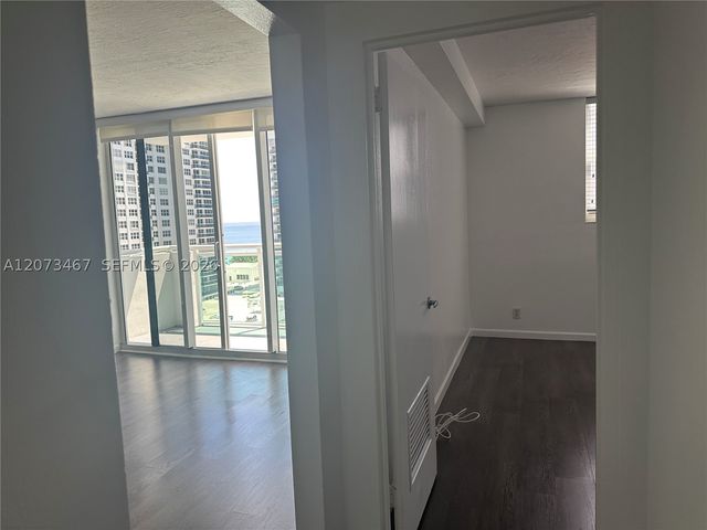 3000 S Ocean Dr 922, Hollywood, FL 33019
