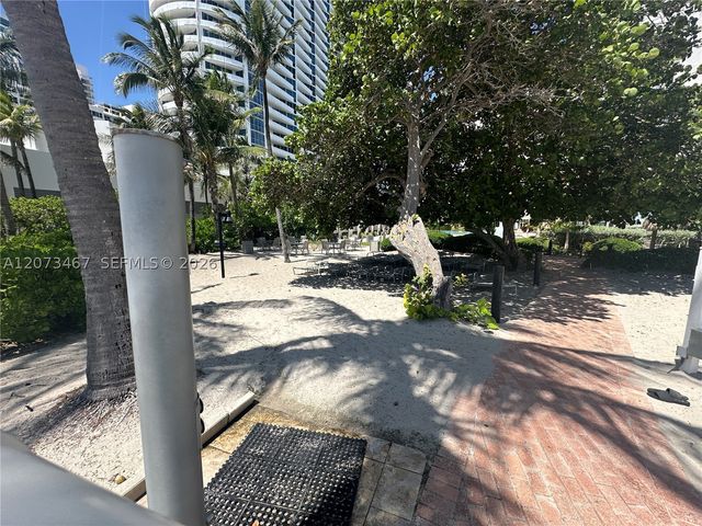3000 S Ocean Dr 922, Hollywood, FL 33019