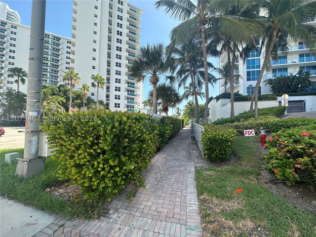 3000 S Ocean Dr 922, Hollywood, FL 33019