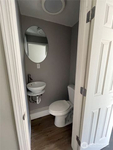 30524 8TH Avenue SW, Federal Way, WA 98023