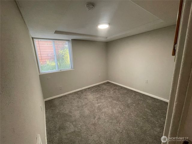 30524 8TH Avenue SW, Federal Way, WA 98023