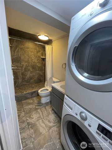 30524 8TH Avenue SW, Federal Way, WA 98023