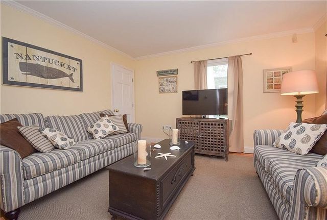 4 Key Court, Newport, RI 02840