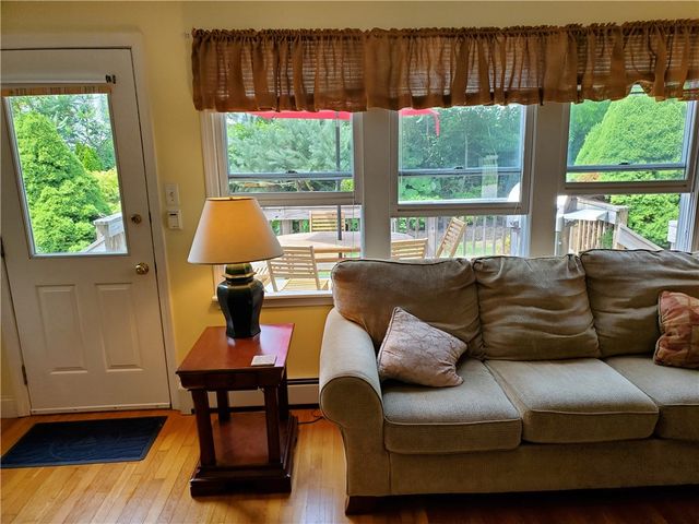 4 Key Court, Newport, RI 02840
