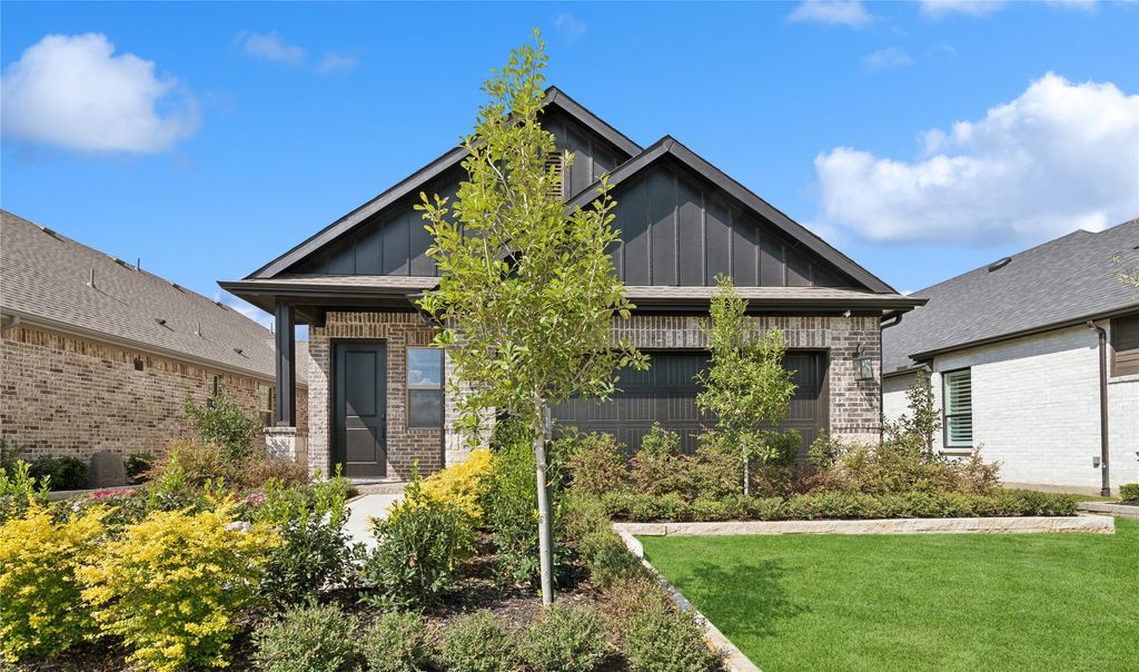 911 Sagebrush Trail, Sherman, TX 75092