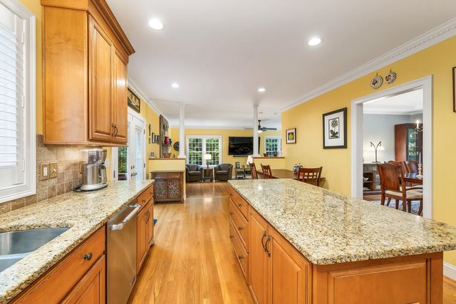 3 Batchelder Lane, Hampton Falls, NH 03844
