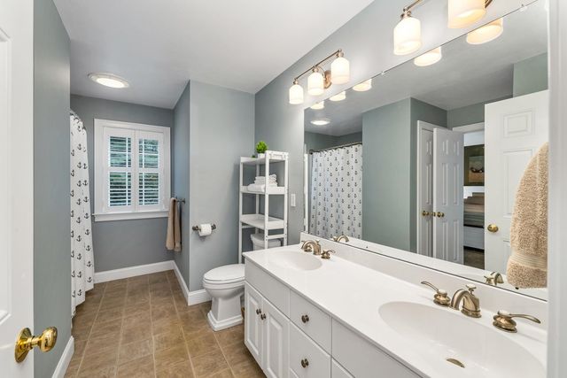 3 Batchelder Lane, Hampton Falls, NH 03844