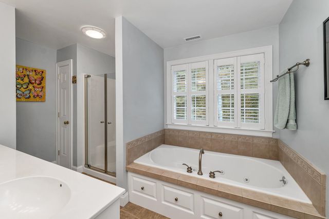 3 Batchelder Lane, Hampton Falls, NH 03844