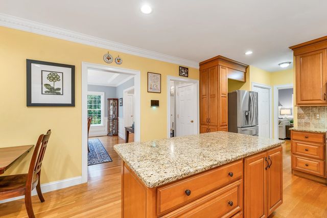 3 Batchelder Lane, Hampton Falls, NH 03844