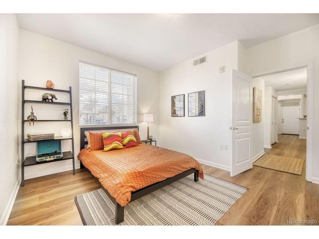 10331 W Girton Dr 104, Lakewood, CO 80227