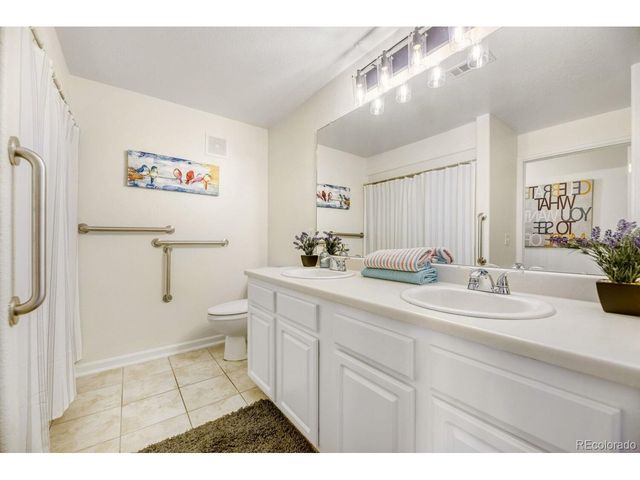 10331 W Girton Dr 104, Lakewood, CO 80227