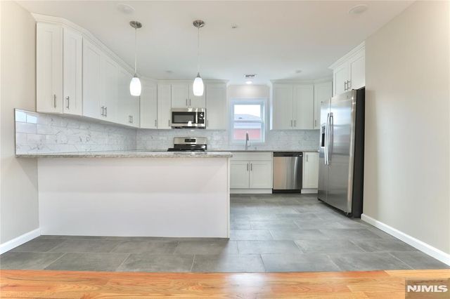 32 Garibaldi Avenue 3, Newark, NJ 07114