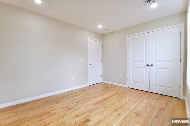 32 Garibaldi Avenue 3, Newark, NJ 07114