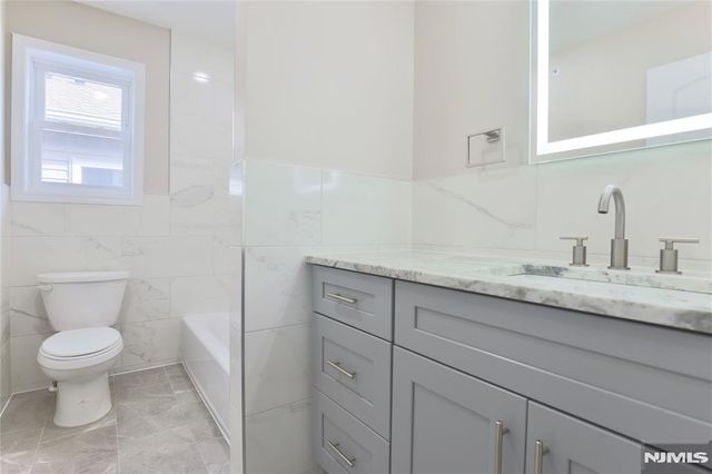 32 Garibaldi Avenue 3, Newark, NJ 07114