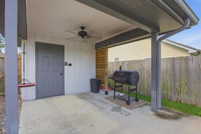 900 Contraband Lane, Lake Charles, LA 70605