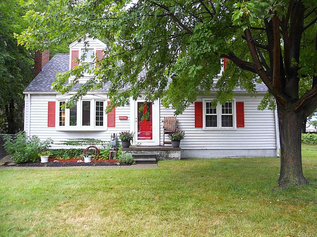 8239 Garbor Drive, Warren, MI 48093
