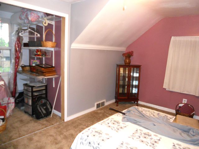 8239 Garbor Drive, Warren, MI 48093