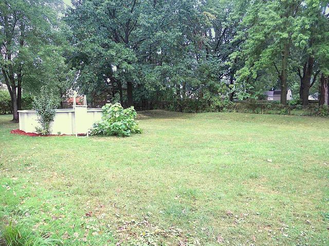 8239 Garbor Drive, Warren, MI 48093