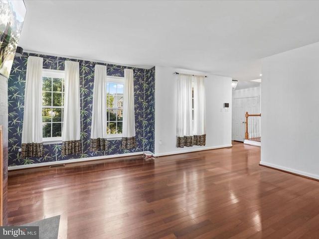 2502 18TH ST NE, Washington, DC 20018