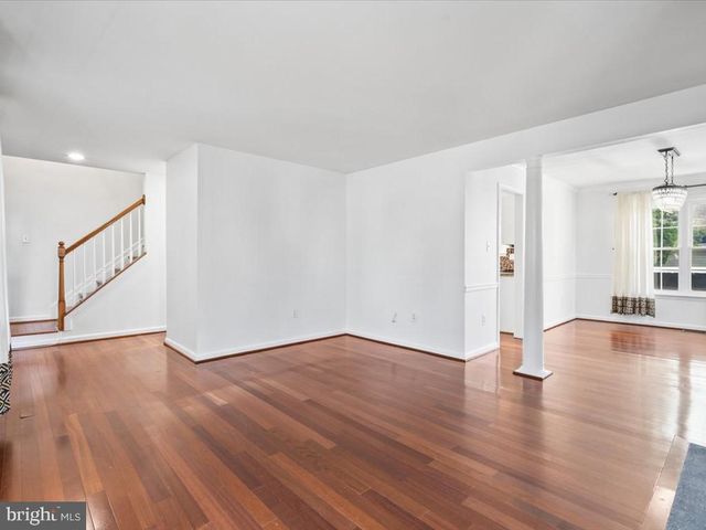 2502 18TH ST NE, Washington, DC 20018