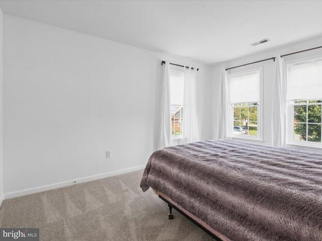 2502 18TH ST NE, Washington, DC 20018