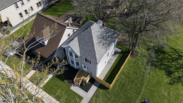 4486 Seyburn Street, Detroit, MI 48214
