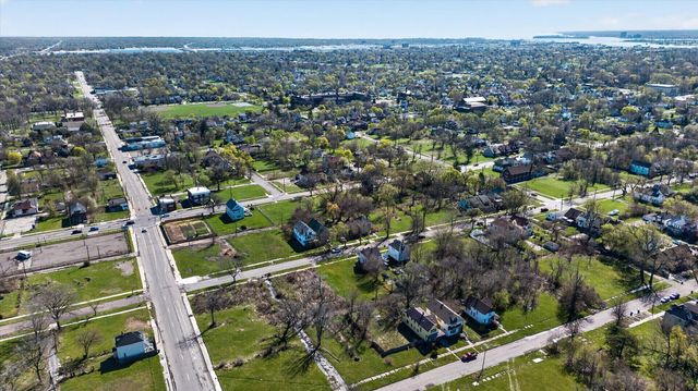 4486 Seyburn Street, Detroit, MI 48214