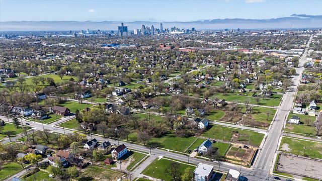 4486 Seyburn Street, Detroit, MI 48214