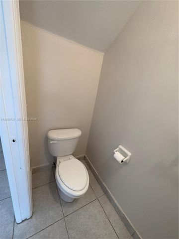 2336 SE 24th Ave 2336, Homestead, FL 33035